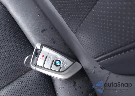 2022 BMW X3 xDrive30I z USA, uszkodzony, nr VIN 5UX53DP02N9L25664